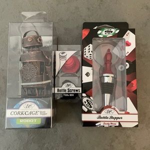 Assorted bottle stoppers